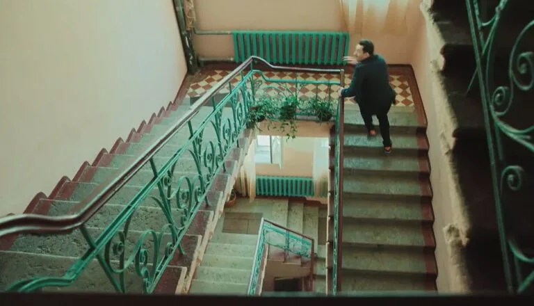 Картинка к «4 сезон 1 серия»